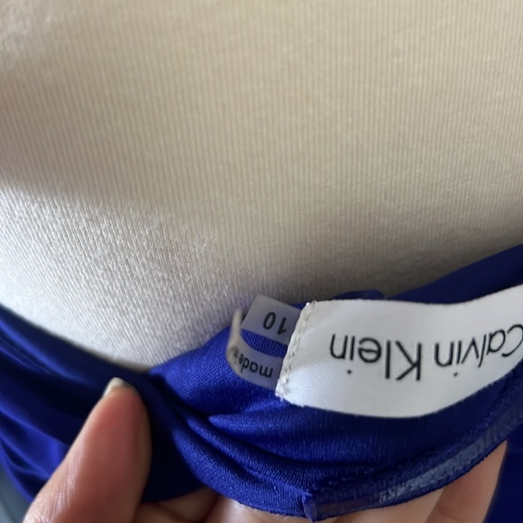 Calvin Klein One Shoulder with Silver detail Size 10 - Picture 12 of 14